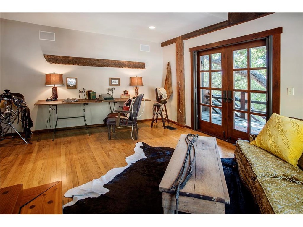 Eight Acre Ranch
