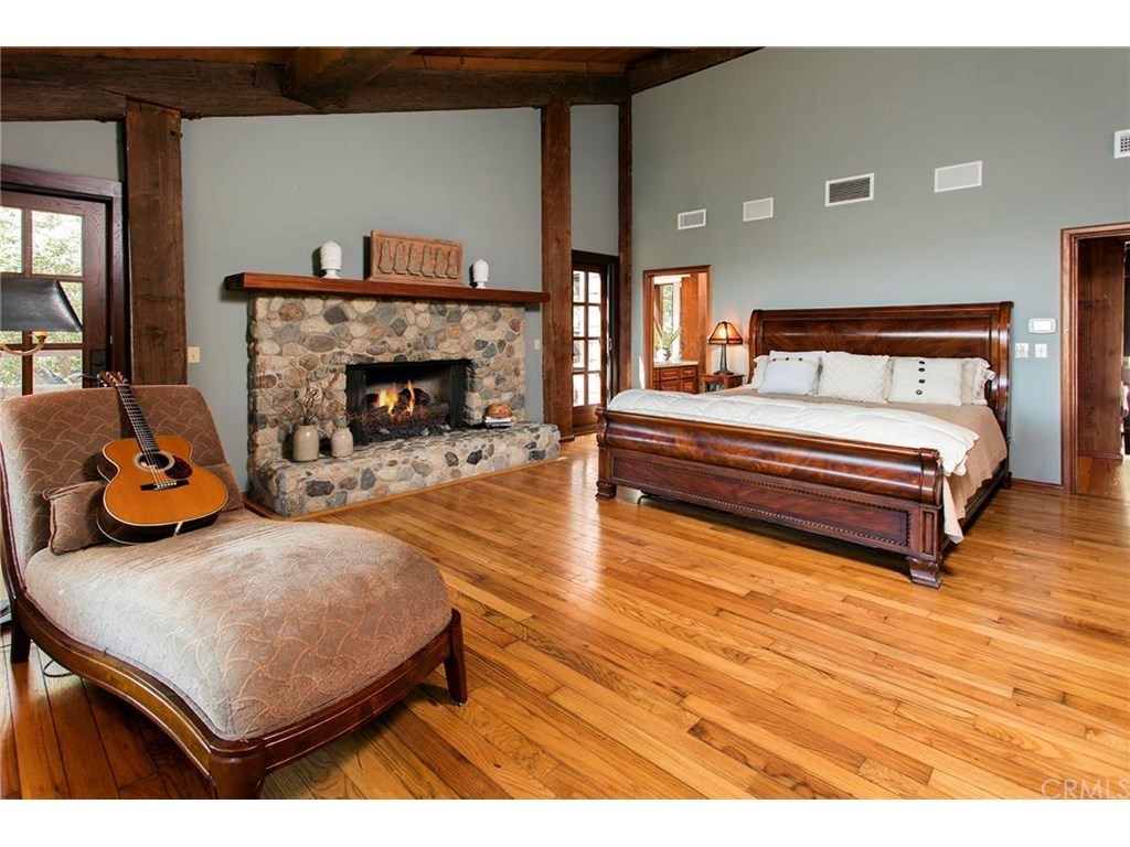 Eight Acre Ranch
