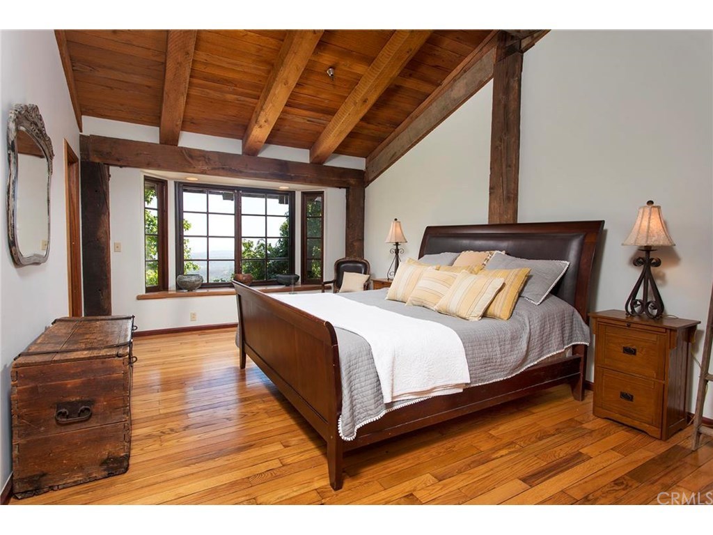 Eight Acre Ranch
