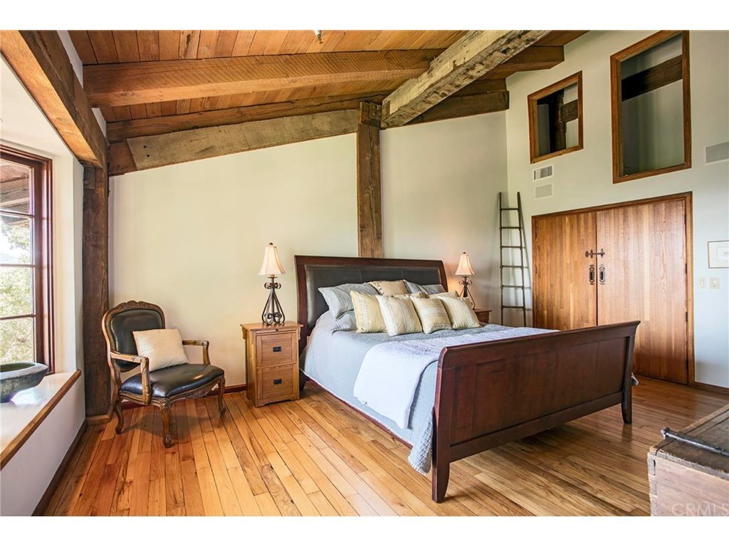 Eight Acre Ranch